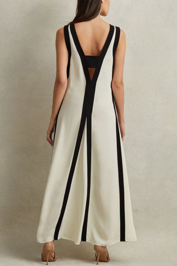 Tiana - Elegant reversible maxi dress with piano keys