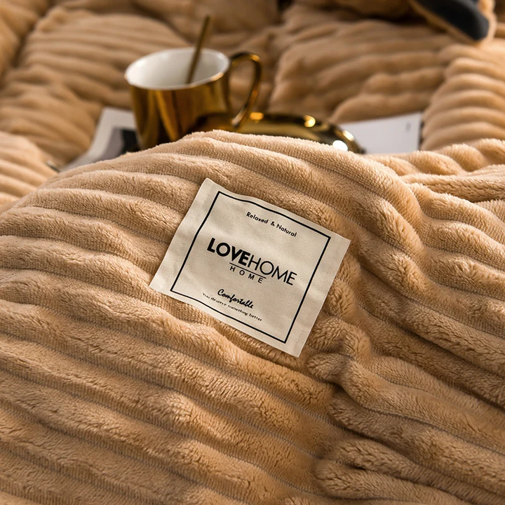 Velvet WarmNest | Ultra-soft velvet duvet cover for royal sleep