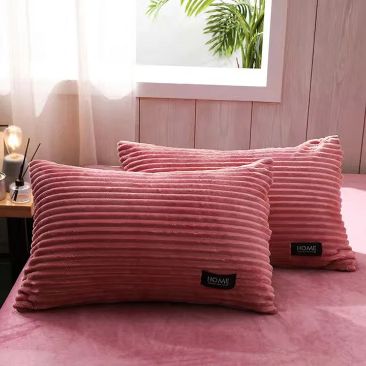 Velvet WarmNest | Ultra-soft velvet duvet cover for royal sleep