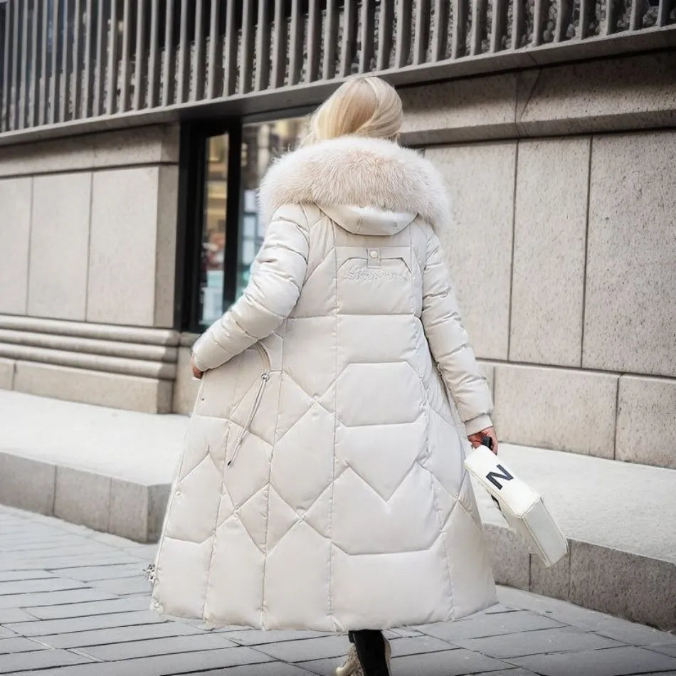 Nyxelle | Luxury puffer jacket with fur hood