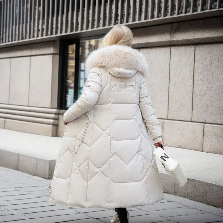 Nyxelle | Luxury puffer jacket with fur hood