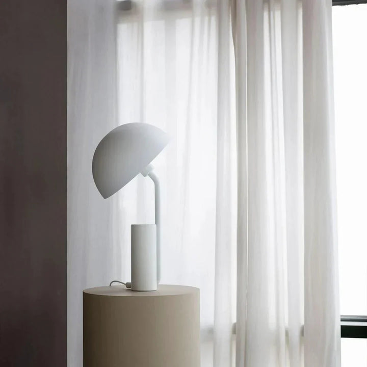 Cap table lamp
