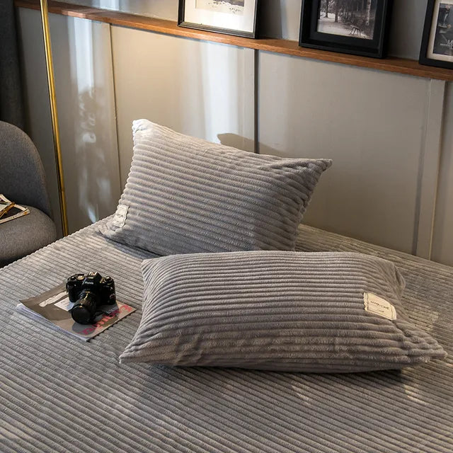 Velvet WarmNest | Ultra-soft velvet duvet cover for royal sleep