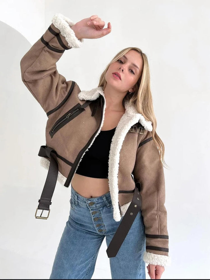 Zennara | Elegant and stylish outerwear jacket with belt