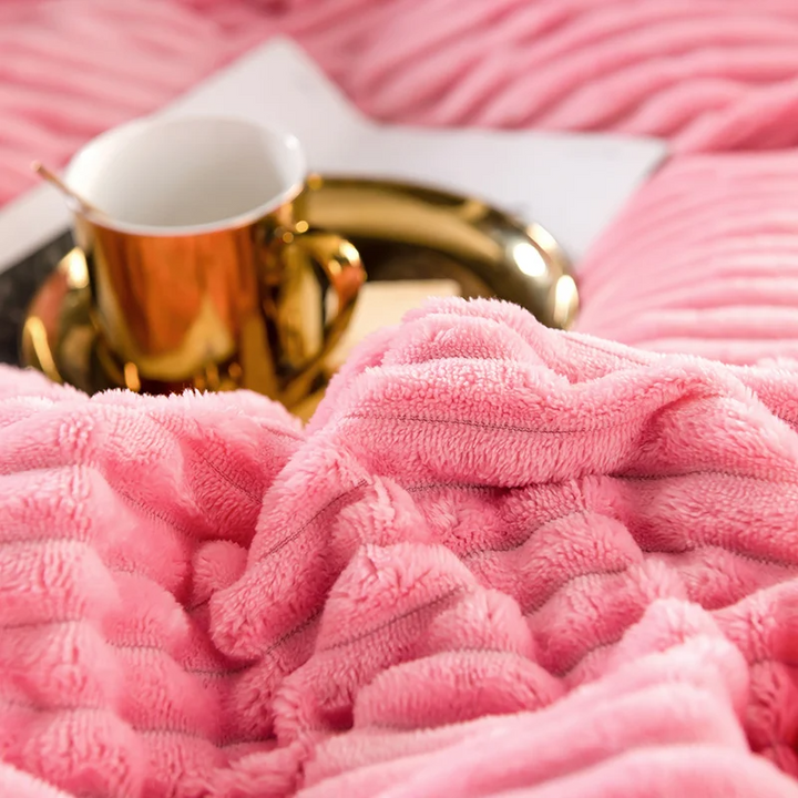 Velvet WarmNest | Ultra-soft velvet duvet cover for royal sleep
