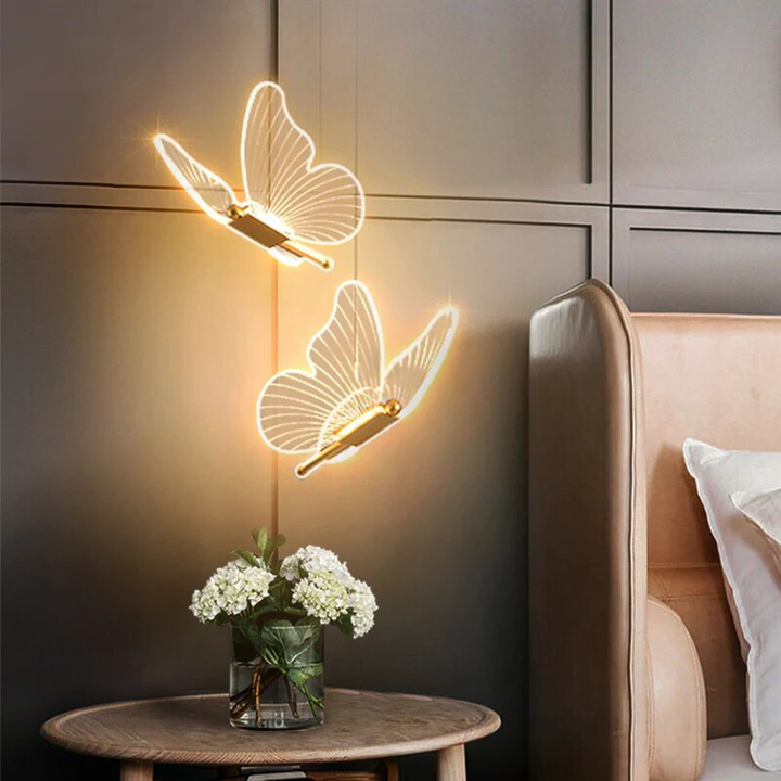 Pendant lamp in the shape of a butterfly 