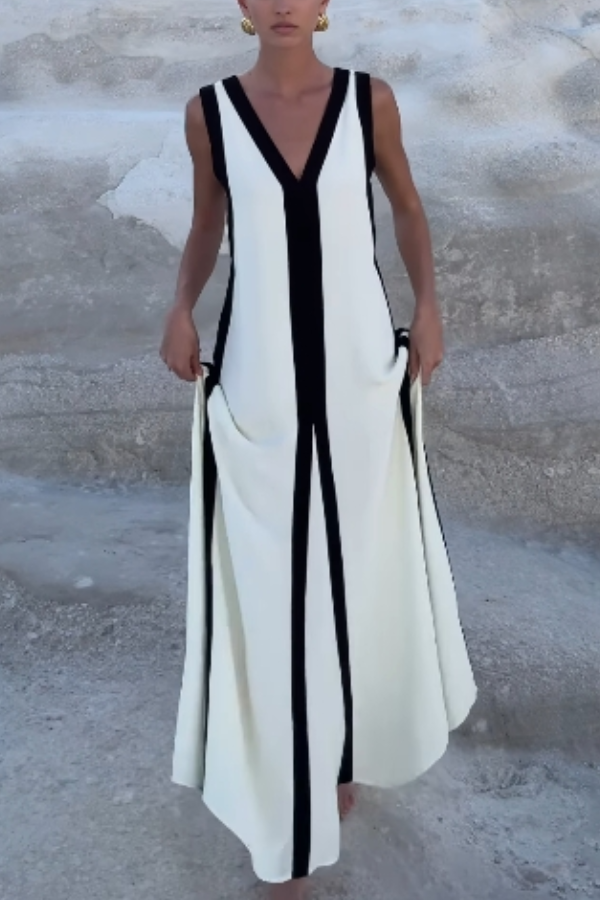 Tiana - Elegant reversible maxi dress with piano keys