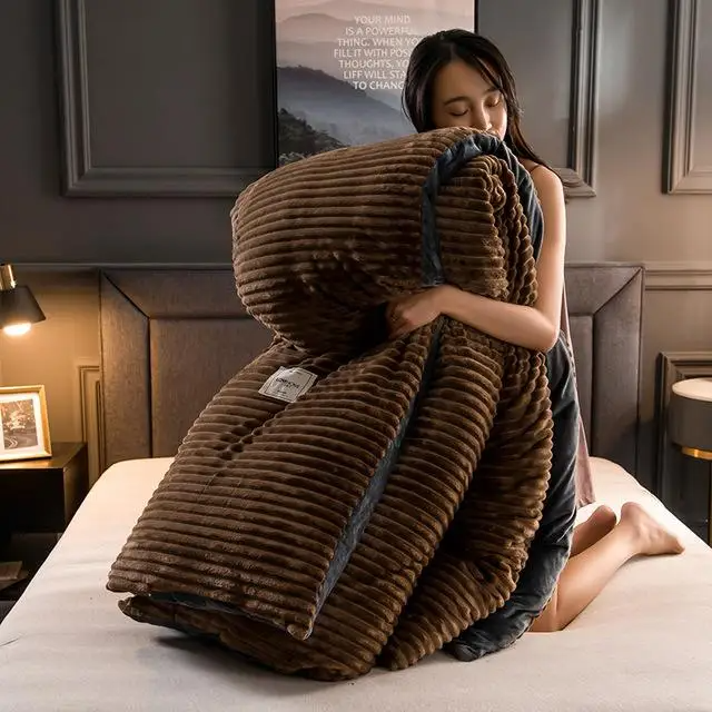 Velvet WarmNest | Ultra-soft velvet duvet cover for royal sleep