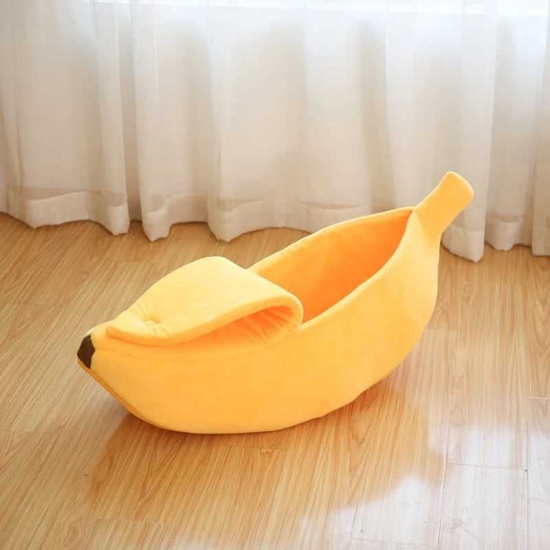 Katzenliebe | Bananenförmiges Kuschelbett für ultimativen Komfort