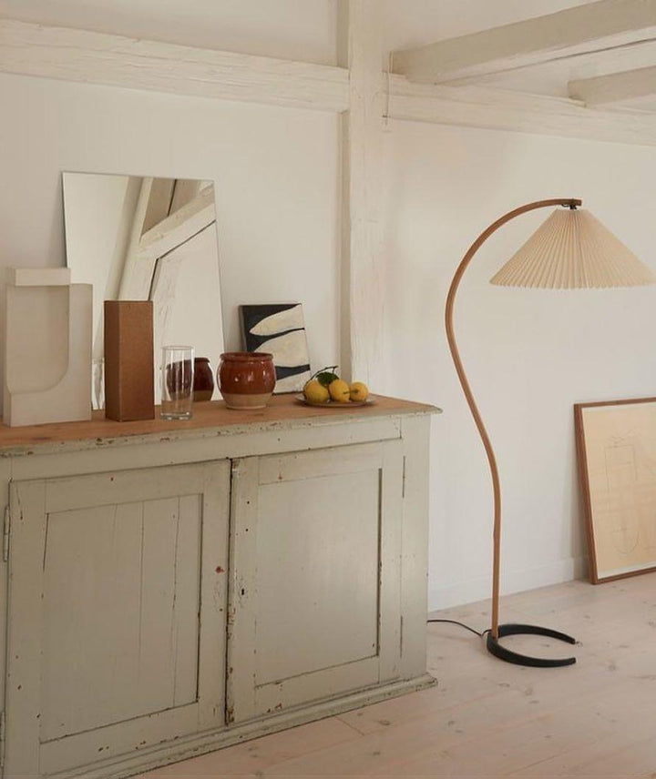 Caprani floor lamp