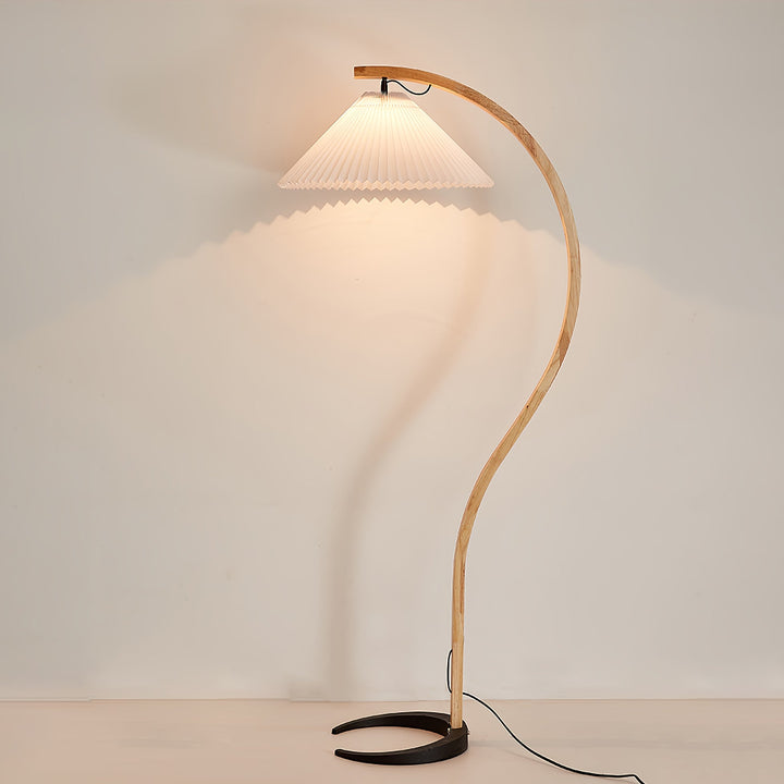 Caprani floor lamp