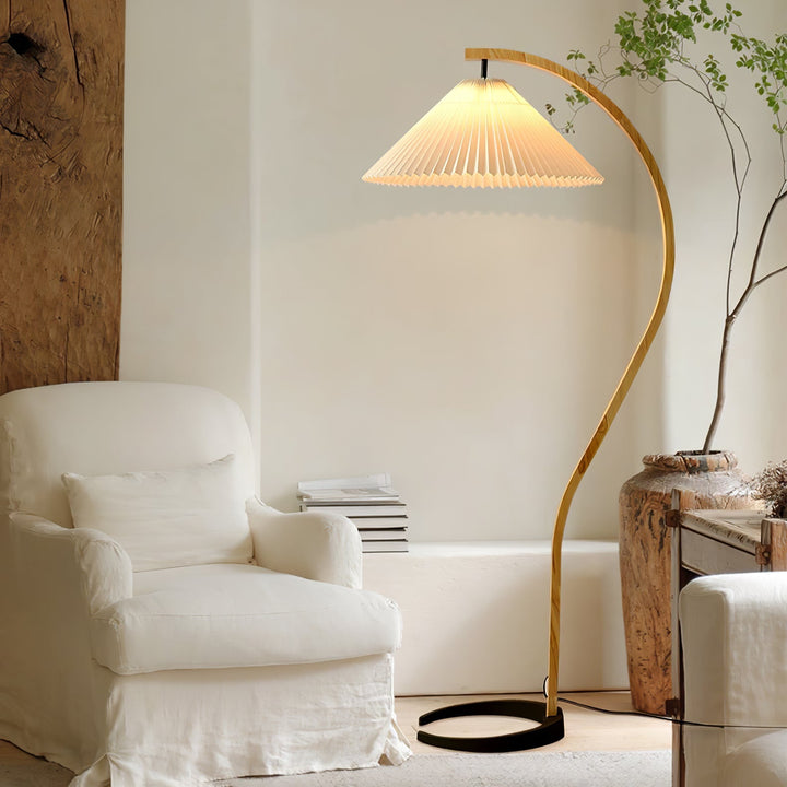 Caprani floor lamp