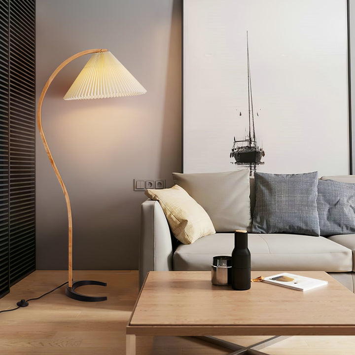 Caprani floor lamp