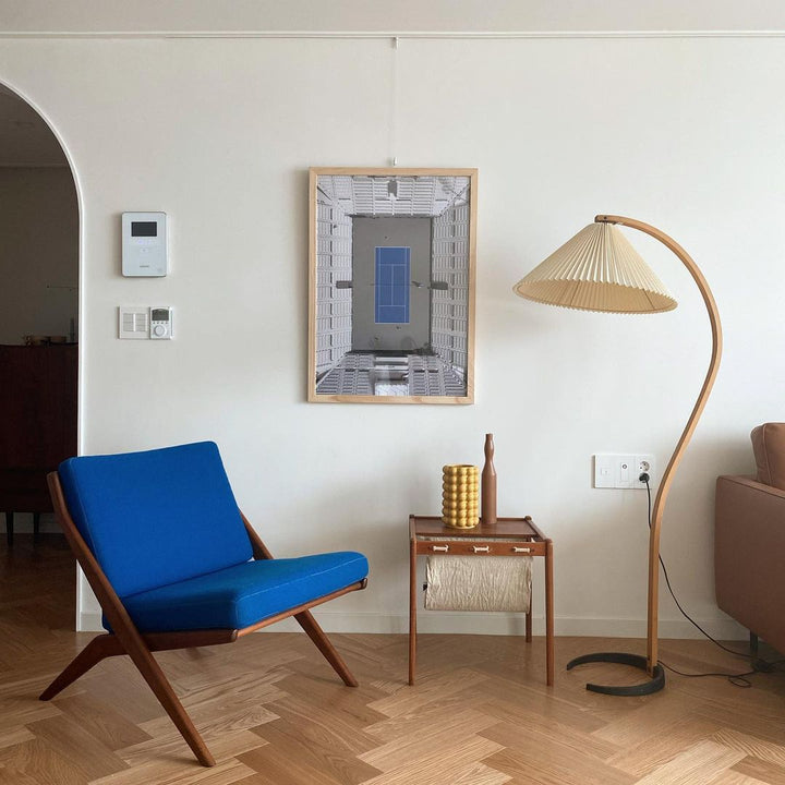 Caprani floor lamp