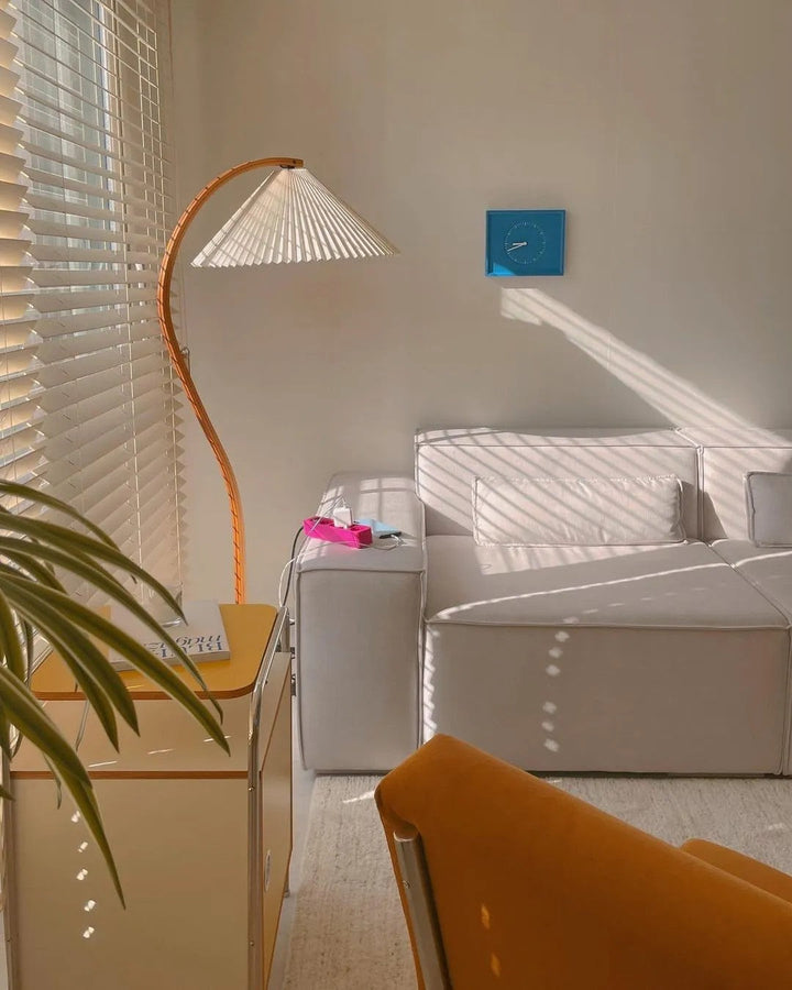 Caprani floor lamp