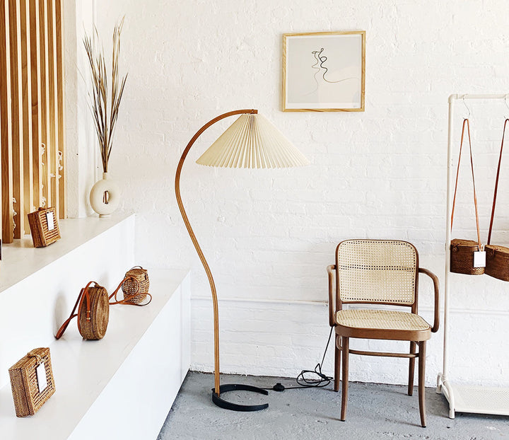Caprani floor lamp