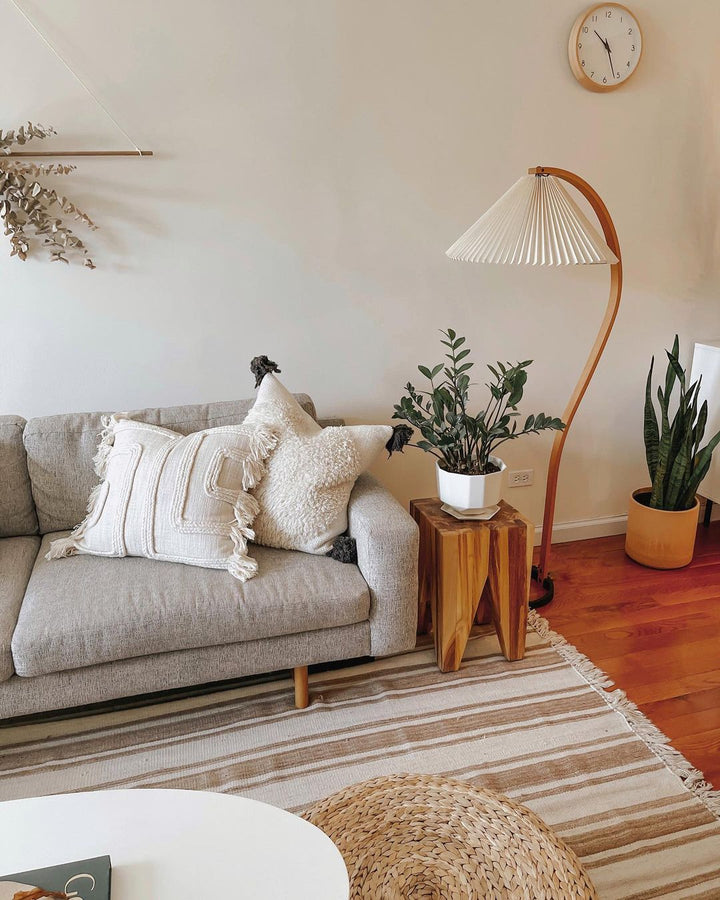 Caprani floor lamp