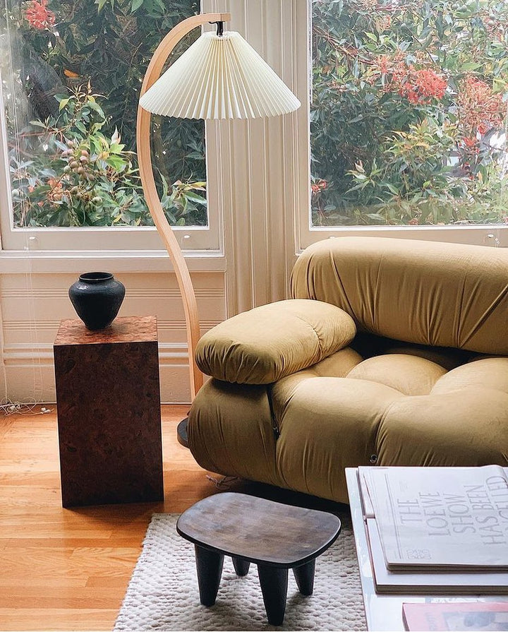 Caprani floor lamp