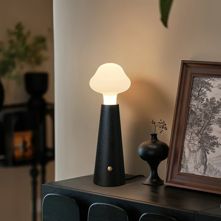 Cloudlet table lamp