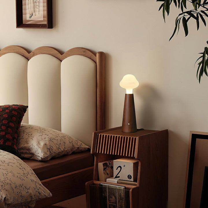 Cloudlet table lamp