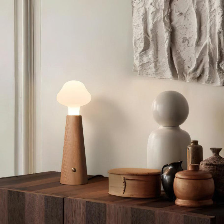 Cloudlet table lamp