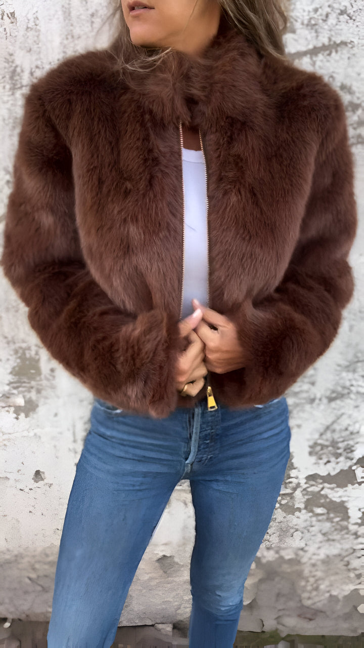Maris | Plush coat with high collar and zipper