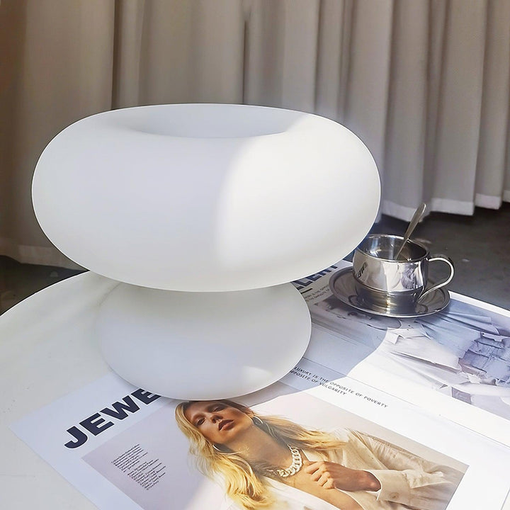 Donut table lamp