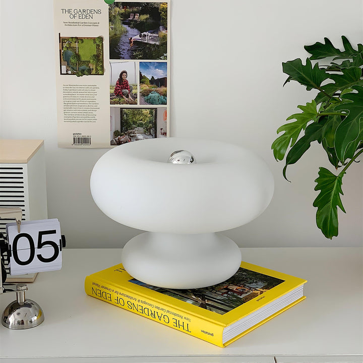 Donut table lamp