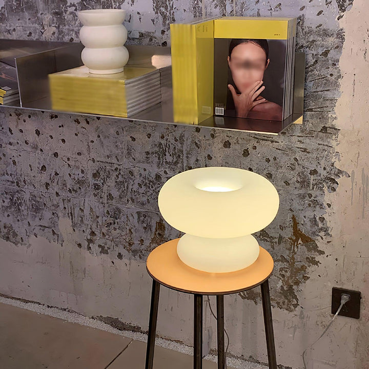 Donut table lamp