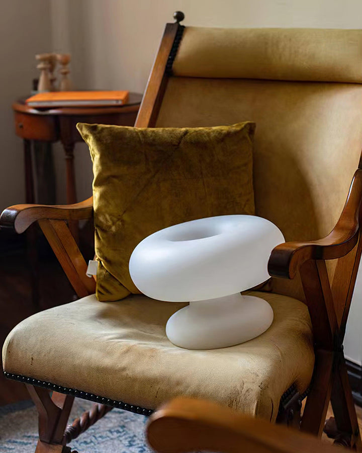 Donut table lamp
