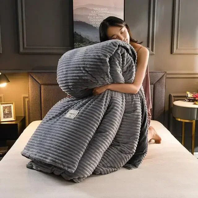 Velvet WarmNest | Ultra-soft velvet duvet cover for royal sleep