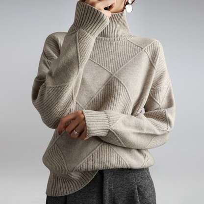 Sabrina | Soft and warm cashmere turtleneck sweater for women