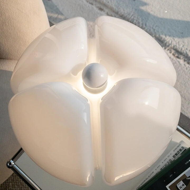 Flower table lamp 