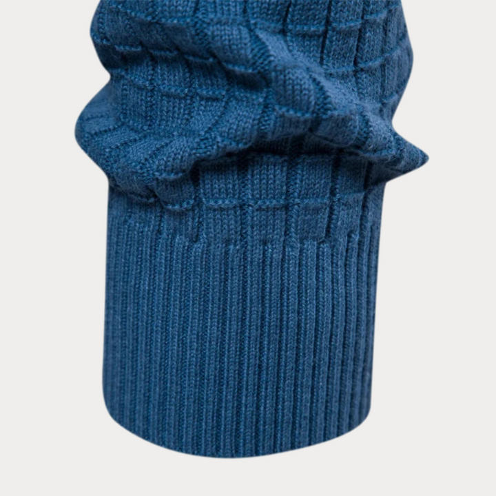 Knitted sweaters for men