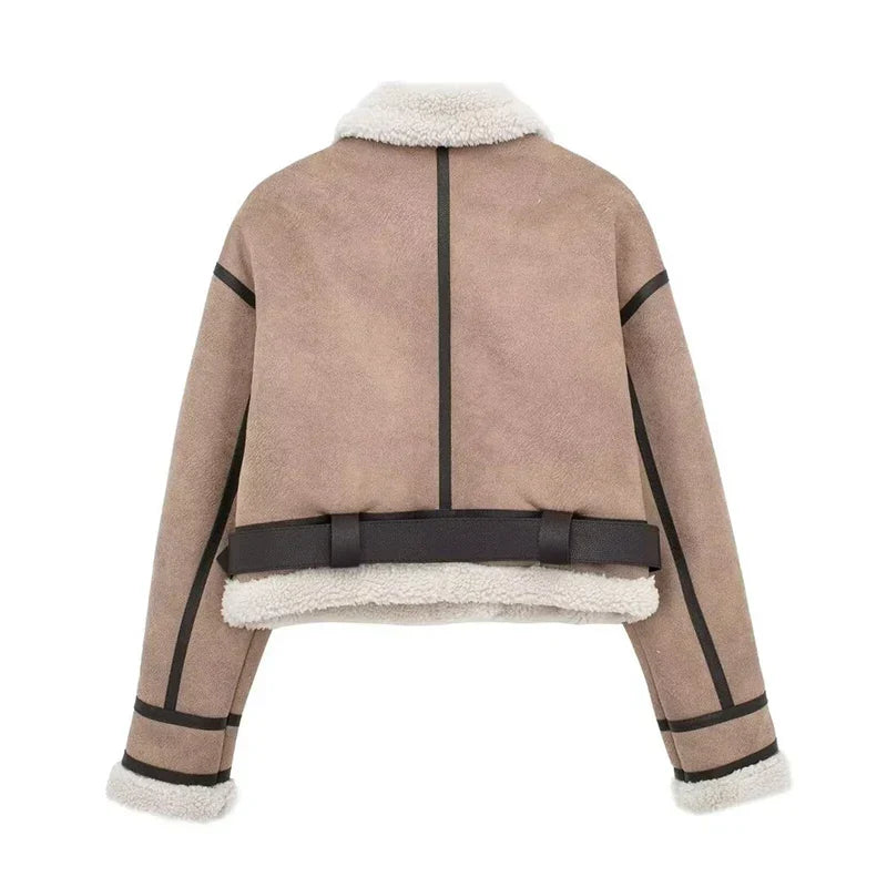 Zennara | Elegant and stylish outerwear jacket with belt