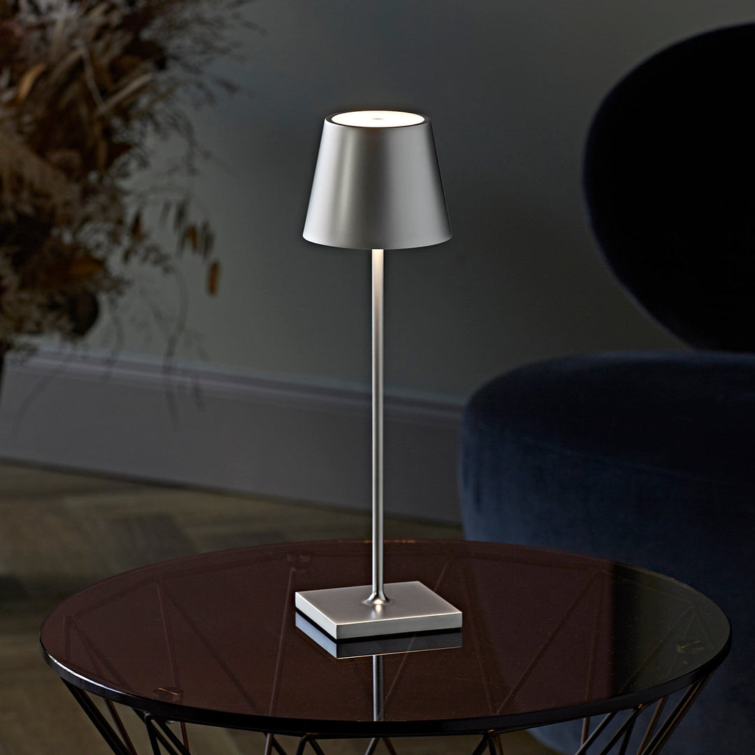 LumenLux | Rabatt bei Mehrfachkauf - Dimmbare Tischlampe mit USB-C