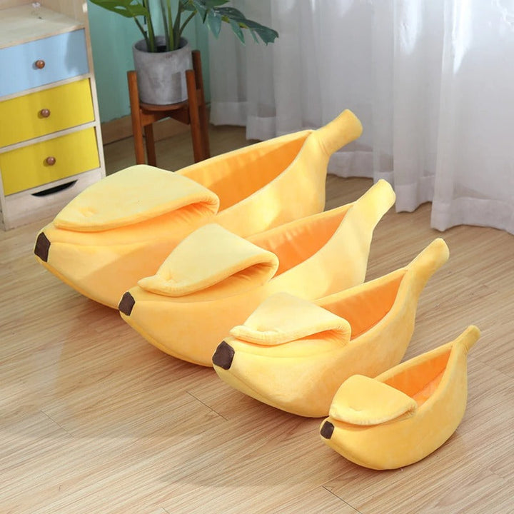 Katzenliebe | Bananenförmiges Kuschelbett für ultimativen Komfort
