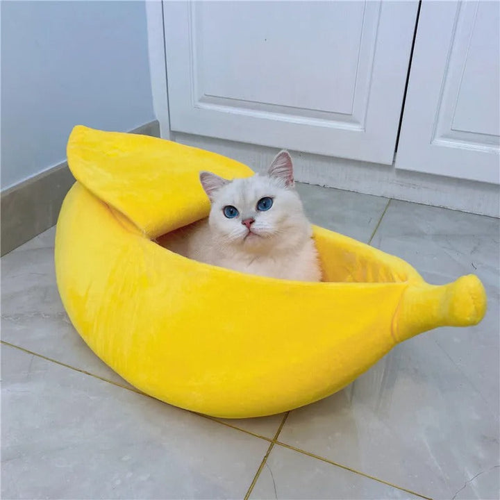 Katzenliebe | Bananenförmiges Kuschelbett für ultimativen Komfort
