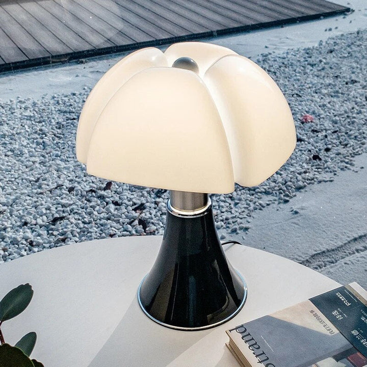 Flower table lamp 