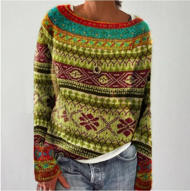 Pearl - women's sweater with details 
