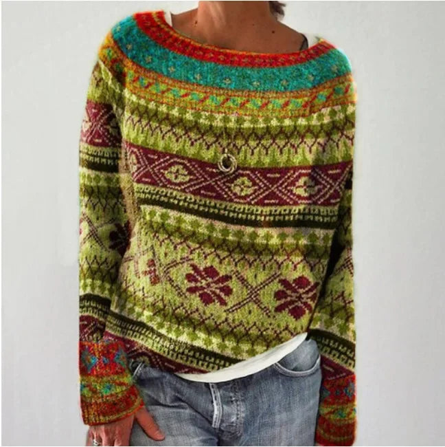 Pearl - women's sweater with details 