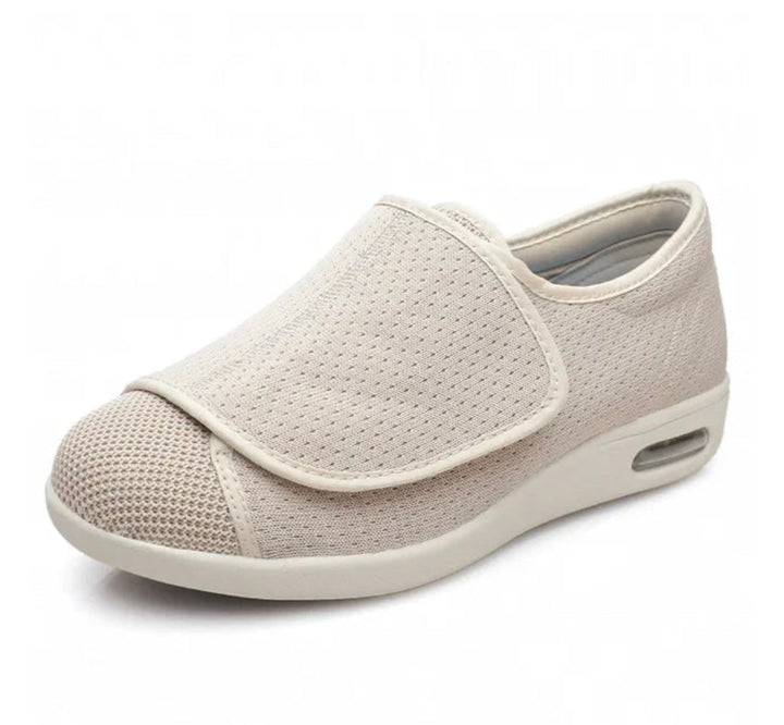StepEase - Ultimate comfort for wide and swollen feet 