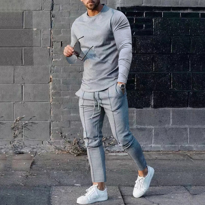 VitalMEN™ - The ultimate spotlight tracksuit 