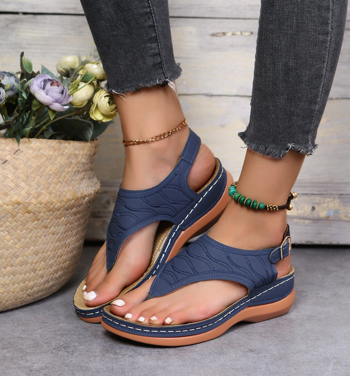 Stella - The ultimate spring sandals 