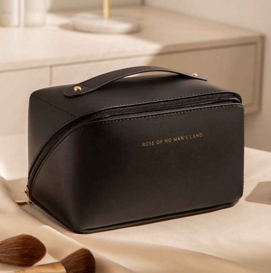 BeautyVault™ Deluxe Makeup Organizer (Buy 1 Get 1 Free)