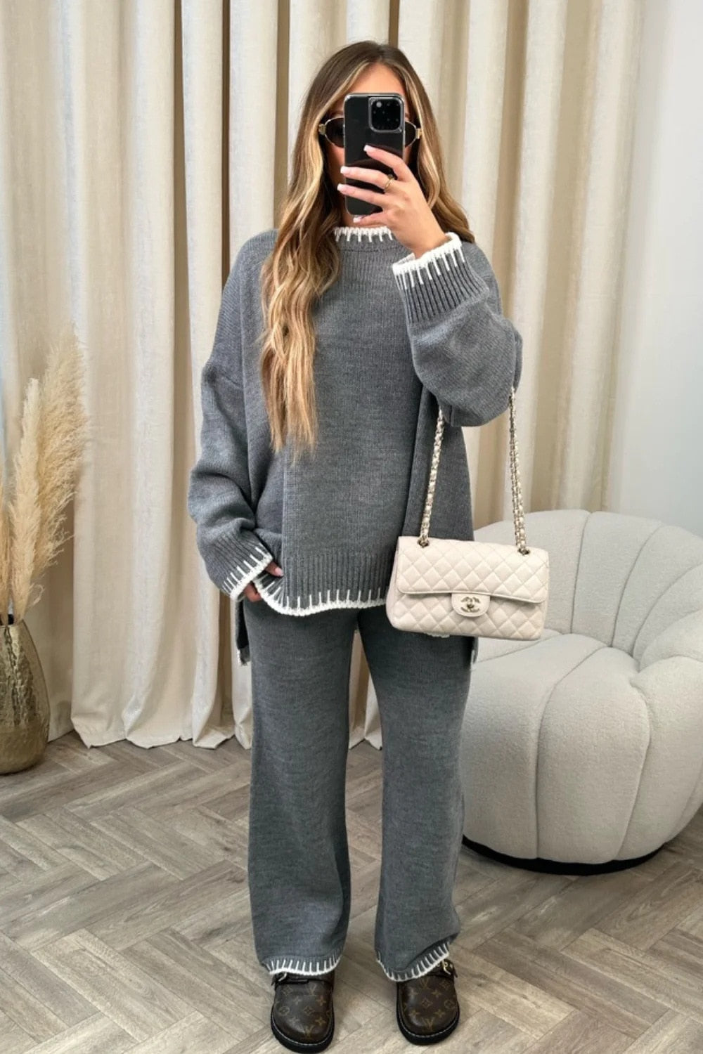 Fiona's comfortable two-piece set 