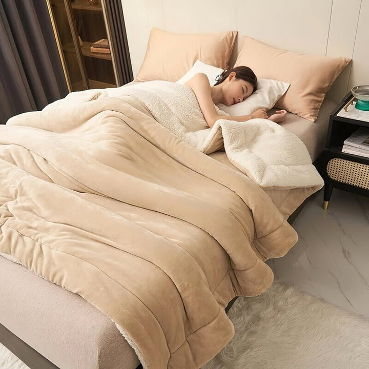 CozyCuddle™ - Hug the warm blanket 
