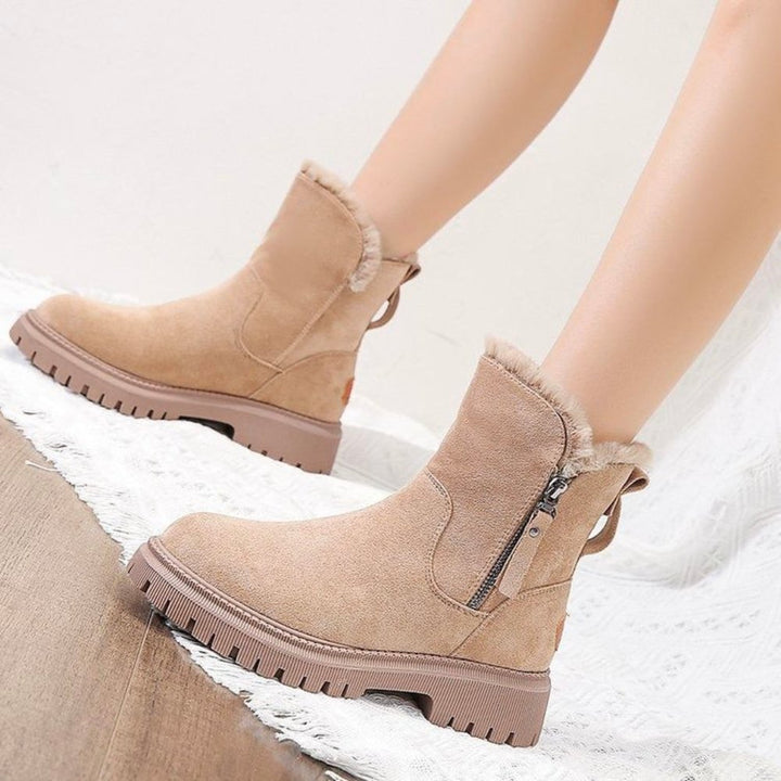 Demi™ - Comfortable and warm boots
